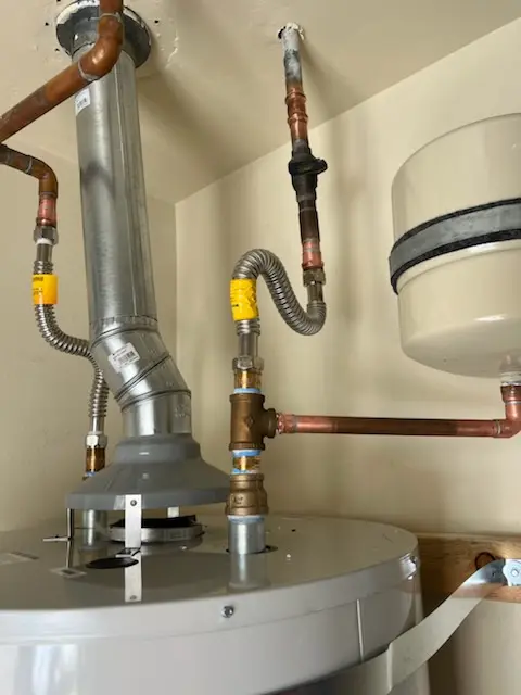Water heater installation and plumbing repair in West Richland